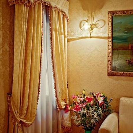Guest House La Chicca Venedig Eksteriør billede